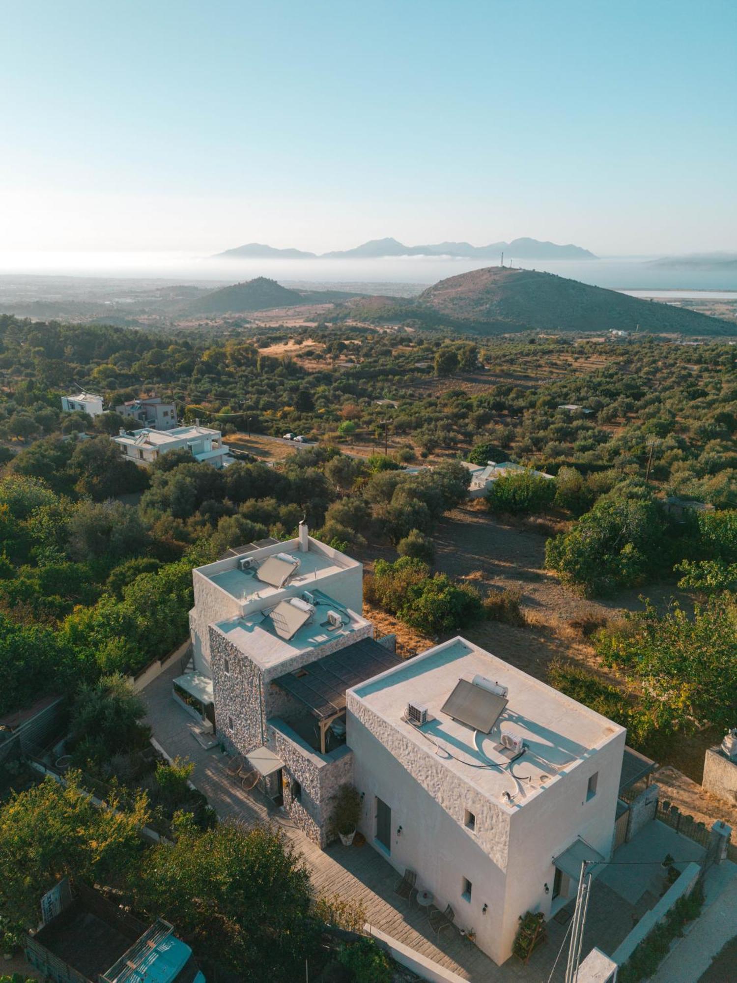 Villa Rosa - Luxury Villas With Panoramic Views Lagoudi Zia Exteriör bild